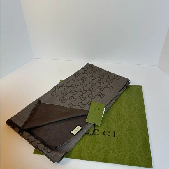 Gucci Chocolate Monogram Scarf - Picture 2 of 4